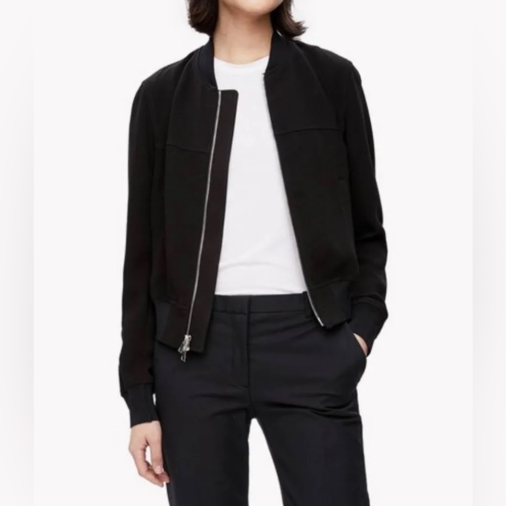 Theory Daryette Elevate Crepe Black Bomber Jacket Size P